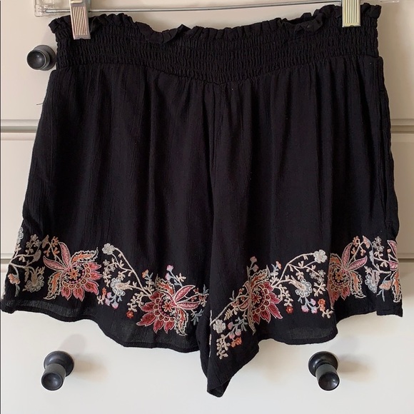NWT American Eagle Flowy Floral Shorts - Picture 5 of 6
